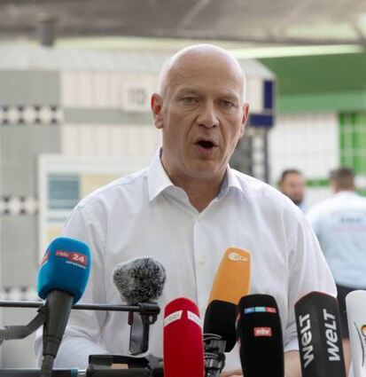 Regierender Bürgermeister Kai Wegner ist für die Ausweispflicht.