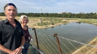 Wolfgang Schuy und Ursula Moritz auf dem Panoramasteg
