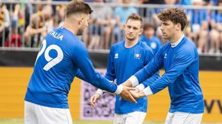 Zusammenhalt wird bei der italienischen Mannschaft groß geschrieben.