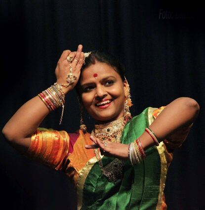 Pranita Rottmann ist Tänzerin, sie liebt Musik und die Meditation.