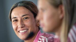 Sara Doorsoun gilt als Frohnatur im deutschen WM-Kader. Doch auch auf dem Platz nimmt die 31-Jährige eine wichtige Rolle ein.