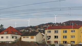 So könnten Windräder entlang der Bergstraße in Höhe Schriesheims aussehen: Animation des Nachbarschaftsverbandes aus dem Jahre 2015.