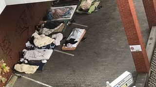 Übernachtungsquartiere der Stadt sind im Sommer selten gefragt. Viele Obdachlose bleiben lieber draußen.