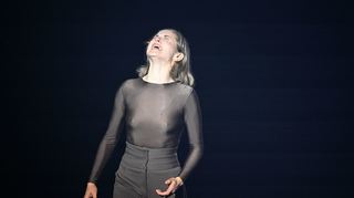 Valery Tscheplanowa in der Titelrolle von Lessings "Nathan der Weise" in Salzburg.