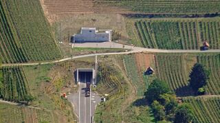 Luftbild, Luftbilder

Schriesheim, Zufahrt Branichtunnel, Branich-Tunnel

Bild: bjz

17.09.2018