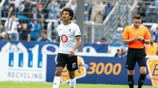 Samuel Abifade #17 (SV Waldhof Mannheim), enttäuscht nach dem 1:0, TSV 1860 Muenchen vs. SV Waldhof Mannheim.