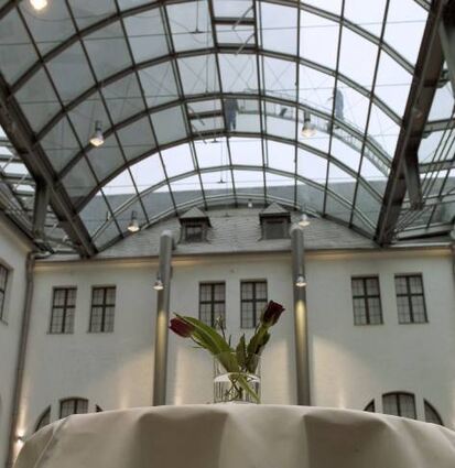 Das Glasdach im Museum muss aufwendig saniert werden.