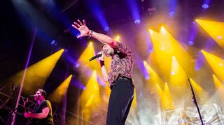 Unverkennbares Highlight am ersten Tag von Jazz & Joy 2023: Das Sonderkonzert mit Max Giesinger und Band auf der Hauptbühne in Worms. Bild: Markus Mertens