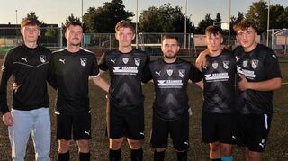 Neu beim SC 08 Reilingen sind Finn Fabri (eigene Jugend, v. l.), Yannik Heller (FC Weiher), Miles Moldsen (RW Rheinau), Nail Hodzic (SV 98 Schwetzingen II), Dominik Mrosek (VfB Rauenberg) und Arbion Gjonovci (eigene A-Jugend). Auf dem Bild fehlen Deniz Ebert (SV 98 Schwetzingen), Patrice Akübüe (FC Badenia Hirschacker), Guiseppe Lacono (VfB Rauenberg), Levin Progl (SV Altlußeim), Gerrit Schoch (MFC Lindenhof).