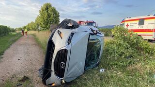 Der Mazda der 30-Jährigen überschlug sich, nachdem sie die Kontrolle über das Fahrzeug verlor