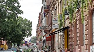 Ein abgewiesener Gast oder tiefer liegende Probleme? Nach der Attacke in der Bar Nelsons ermittelt die Polizei.