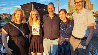 Team des Abends: Produzentin Marie Oszegi, Schauspielerin Katja Sallay, Kameramann Mark Dölling, Kuratorin Morticia Zschiesche und Journalist Alexander Pawlak.