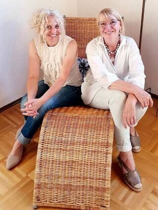 Heike Kissel-Eltrop und Anette Jansen im Kreativhaus Altes Haus.