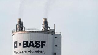 Die Ludwigshafener BASF kämpft mit einer schwachen Konjunktur.
