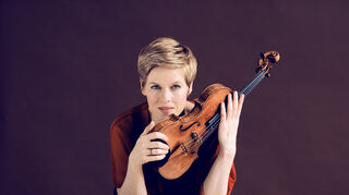 Die Wahl-Berlinerin Isabelle Faust spielt in Edenkoben ihr letztes Solo-Konzert in diesem Jahr.