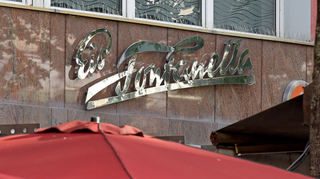 Auf den Planken wird im Eiscafé Fontanella ab kommendem Jahr kein Spaghettieis mehr serviert, sondern nur noch in Q 6/Q 7.