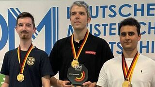 Die Mannschaft der DMSG Bad Mergentheim wurde Deutscher Meister in der Disziplin Kleinkalibergewehr (60 Schuss). Von links: Markus Münig, Korvin Kürner und Marco Schneider.