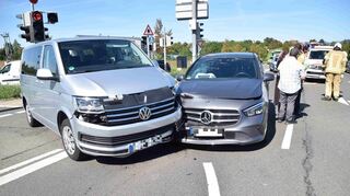 Zwei Fahrzeuge sind in Plankstadt kollidiert.