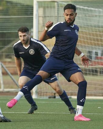 FCA-Spieler Fezan Malik (vorne) kehrt ins Team zurück.
