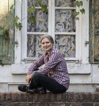 Autorin Marion Poschmann bei der Einführung ins Amt der Stadtschreiberin von Bergen-Enkheim.