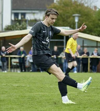 Lieferte drei Vorlagen per Eckball: FSG-Spieler Timo Klauder.