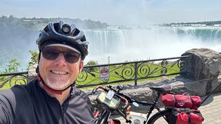 Selfie vor den Niagara-Fällen: Karsten Drath war auf der siebten Etappe durch Kanada unterwegs.