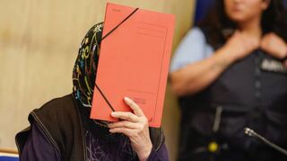 Hatun C. soll im Theresienkrankenhaus zwei Mal das Sauerstoffgerät ihrer Zimmernachbarin abgestellt haben.