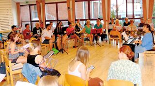 Intensiv bereitet sich der Ephata-Chor auf sein Konzert vor.