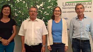 Geschäftsführerin und Vorstand des Umweltforums: Elke Dünnhoff (v.l.), Dieter Breitenreicher, Sabine Meßmer-Luz und Wolfgang Schuy.