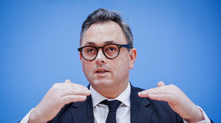 Christian Karagiannidis warnt vor einer Grippewelle im Herbst.