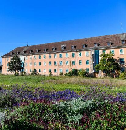 Diese beiden Wohnblocks der Spinelli-Kaserne sollen weg.