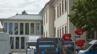 Bis kurz vor Schulbeginn haben Handwerker noch in Groß-Rohrheims Lindenhofschule geschafft, um alles fertig zu bekommen.