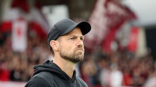 Die Erfolgsserie von Trainer Marco Wildersinn sorgt bei den Kickersfans in Rot und Weiß für Jubel.