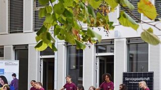 Freude bei den Schülerinnen und Schülern: In der Lindenhofschule Groß-Rohrheim wurde nun die Einweihung gefeiert.