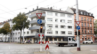Die Einmündung der Carl-Benz-Straße in die Waldhofstraße heute.