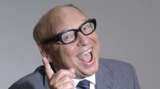 Hans-Joachim Heist in seiner Paraderolle als Heinz Erhardt.