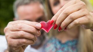 Paare können die romantische Liebe wieder aufleben lassen. Sie brauchen nur genügend Zeit füreinander.