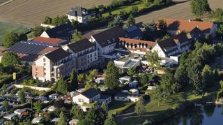 Brachte die Mannheimer Sparkasse in Schieflage: das Binshof-Hotel zwischen Speyer und Otterstadt.