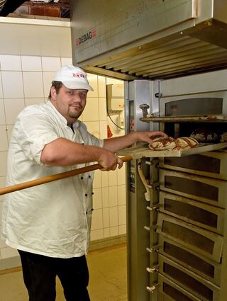 Der Inhaber der Mannheimer Bäckerei in der Backstube in Käfertal: Christian Zorn.