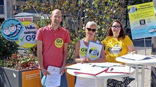 Eine von vielen Aktionen: Unterschriftensammlung am Paradeplatz am 9. September, hier mit Ralf Kittel (v.l.), Anja Plesch-Krubner und Elisa Hippert.