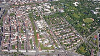 Die Neckarstadt-Ost zwischen Altem Messplatz (links oben) und Herzogenriedpark (rechts).