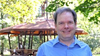 Will in Diskussionen gerne vermitteln und Gespräche lösungsorientiert führen: Grünen-Stadtrat Matthias Pitz.