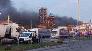 In einer Chemiefirma in Worms ist am Donnerstag ein Großbrand ausgebrochen.