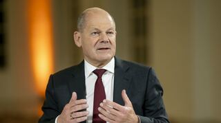 Lob für den Vizekanzler Robert Habeck hat Kanzler Olaf Scholz beim Gespräch in Mannheim dabei.
