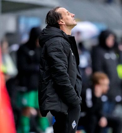 Schwer verdauliche Fußballkost gegen Duisburg: Waldhof-Trainer Rüdiger Rehm.