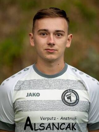 Robin spielte für die Spielgemeinschaft SG Lindenfels/Winterkasten Fußball.
