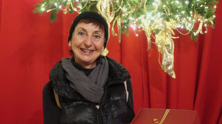 Christiane Majer präsentiert wieder den Weinscheuer-Weihnachtsmarkt.