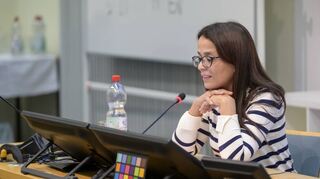 Imen Ben Temelliste von der Muslimischen Akademie – hier bei einer Dolmetscher-Konferenz in Heidelberg – setzt sich gegen Antisemitismus ein.