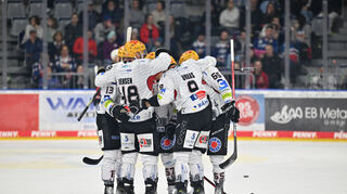 Bremerhaven gewinnt gegen die Adler Mannheim