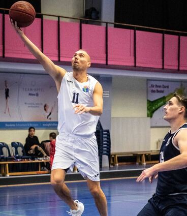 Daniel Lohrke war mit 13 Punkten der Top-Scorer der BG Viernheim-Weinheim beim 76:56-Sieg gegen die SG Mannheim II.